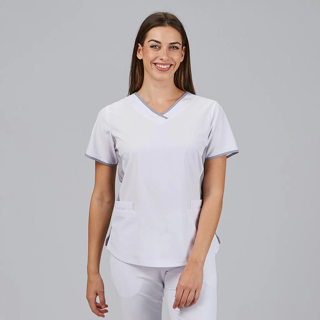 600095-117 - BLUSA MUJER ESCOTE PICO COMBINADA M/C CLEO GRIS PERLA
