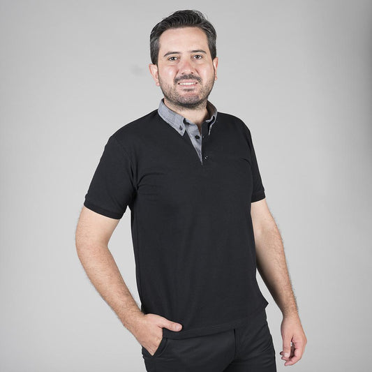 851100-775 - POLO NEGRO HOMBRE M/C C/CAMISERO ESTAMPADO GALES