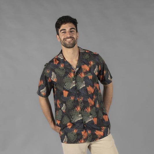 210002-1127 - CAMISA HOMBRE CUELLO SOLAPA HAWAI PARAÍSO