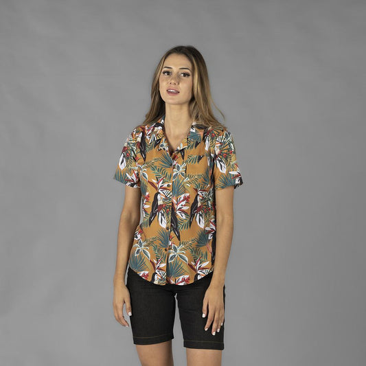 210008-1126 - CAMISA MUJER CUELLO SOLAPA HAWAIANA TUCÁN