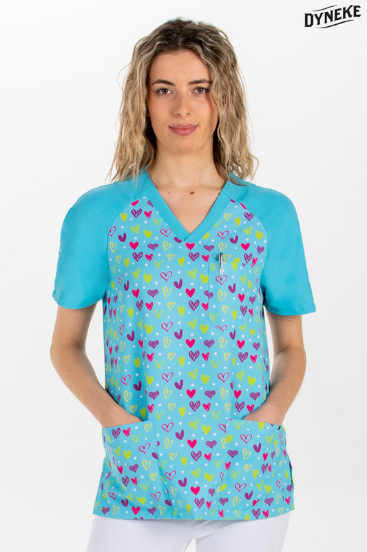 8188003 - Blusón sanitario unisex azul corazones